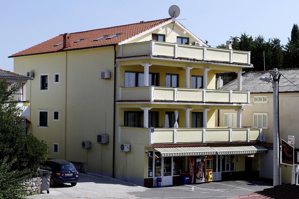 ראב Apartments Ribaric מראה חיצוני תמונה